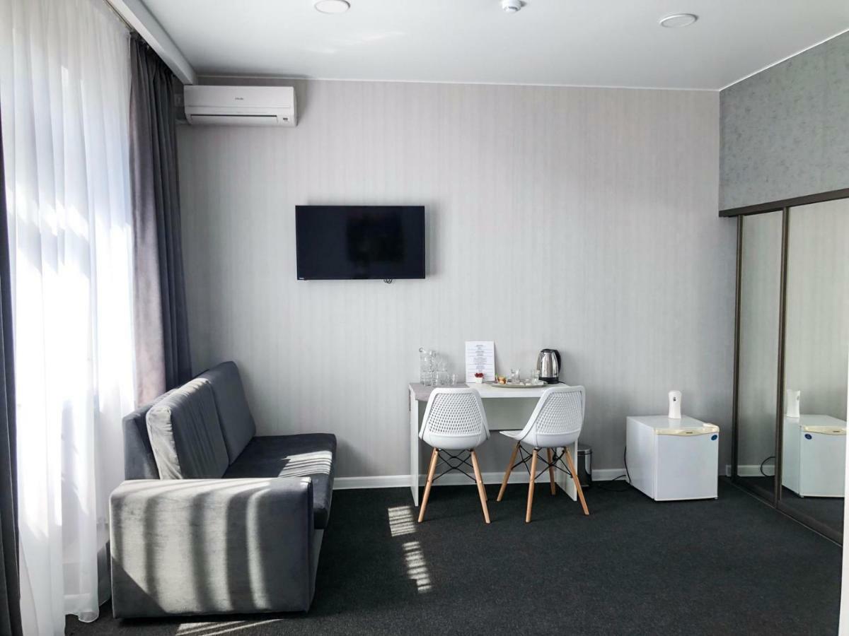 Medelean Hotel Comrat Eksteriør bilde